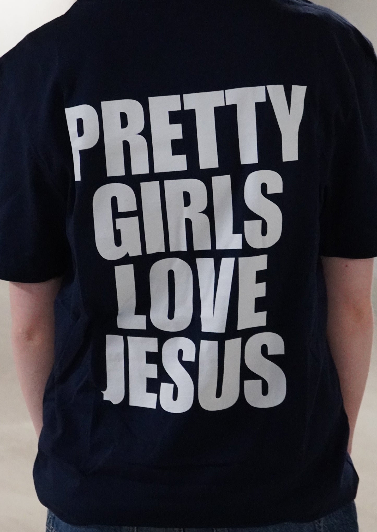 Pretty girls love Jesus T-shirt